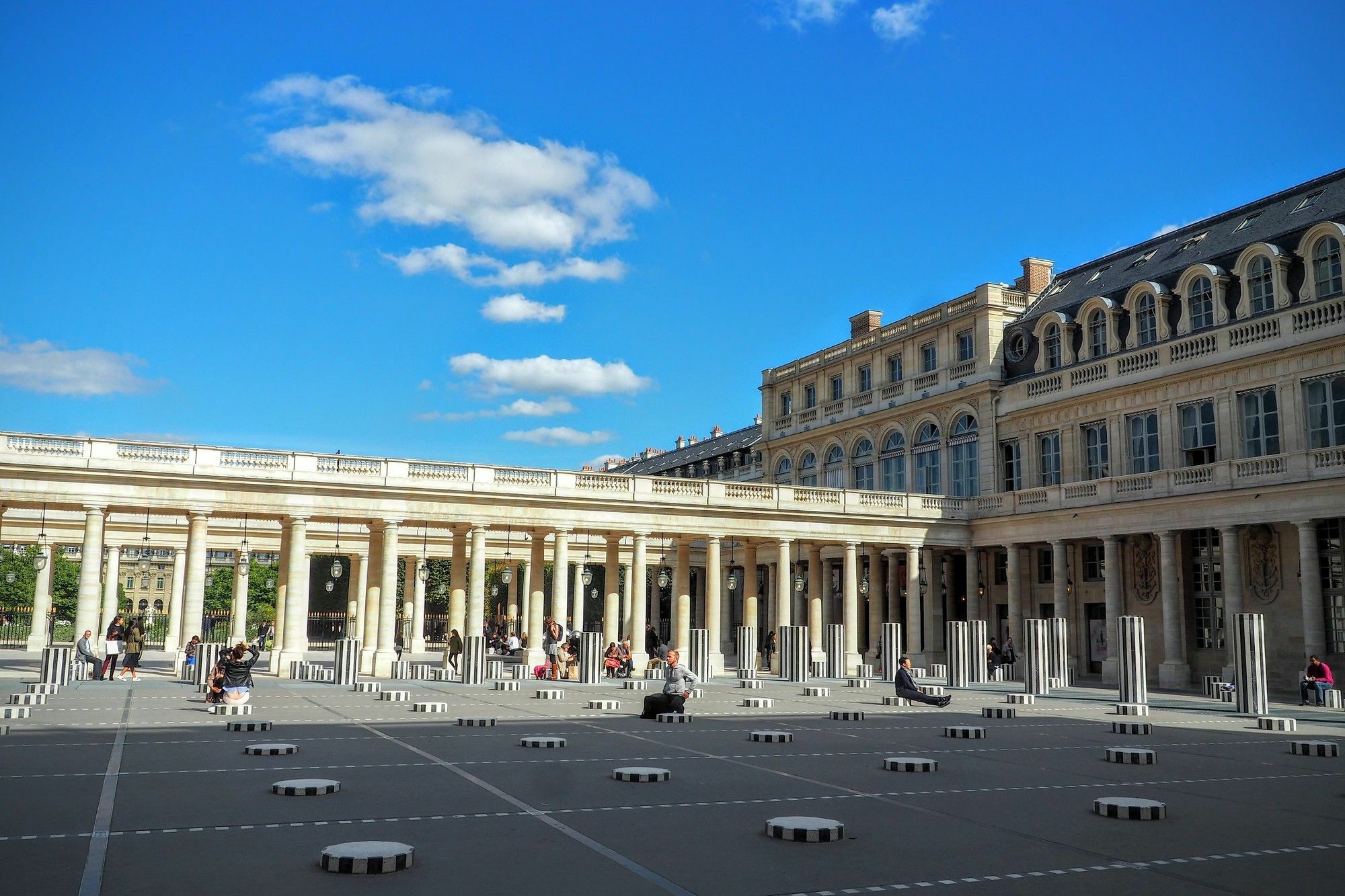 Louvre Parisian Duplex باريس المظهر الخارجي الصورة