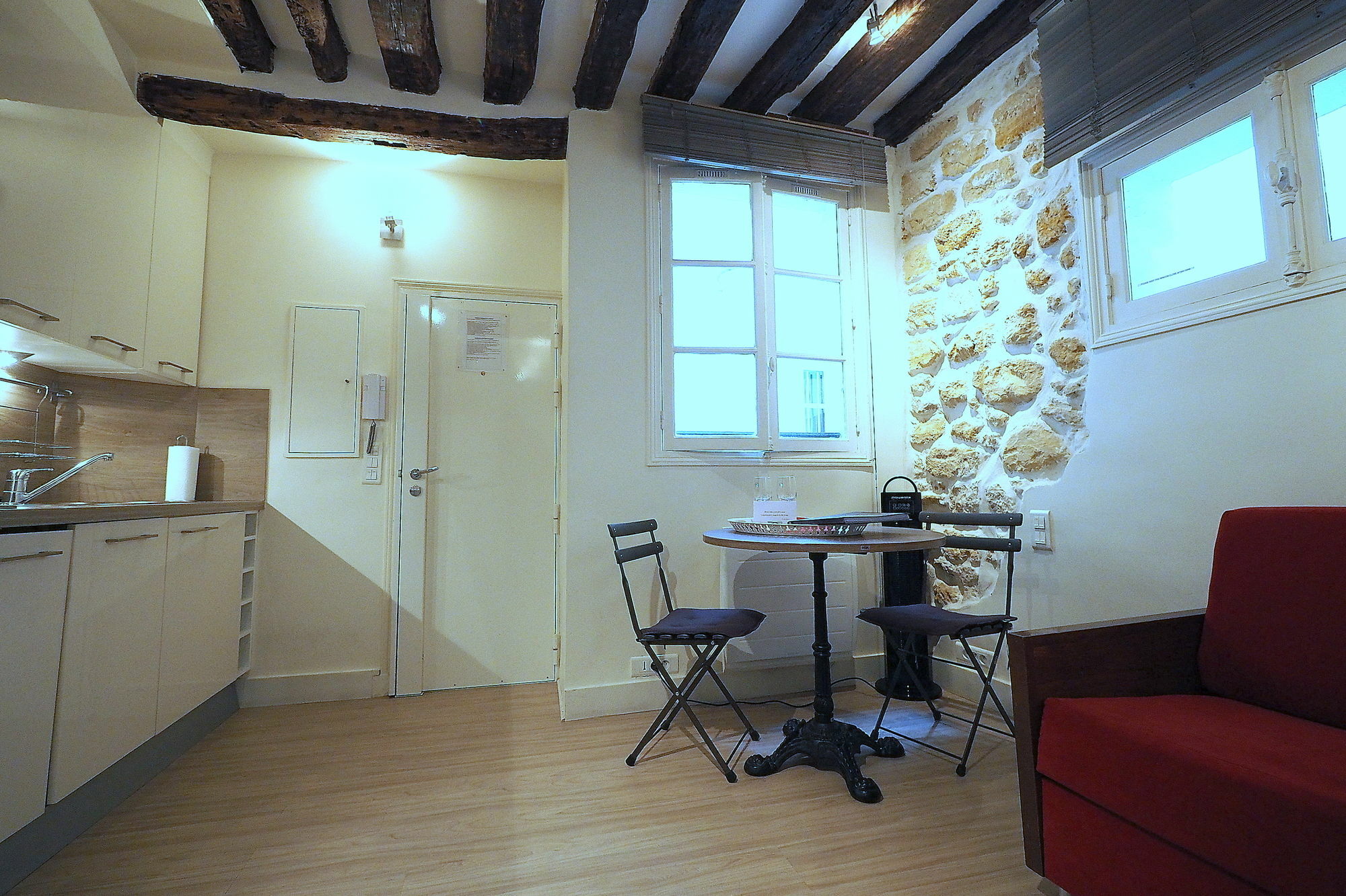 Louvre Parisian Duplex باريس المظهر الخارجي الصورة